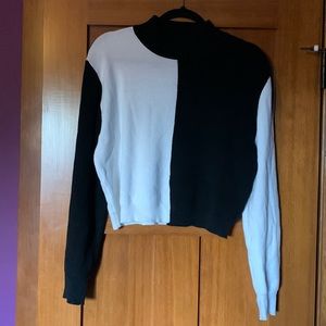 FASHION BRAND COMPANY Black & White Color Block Sweater